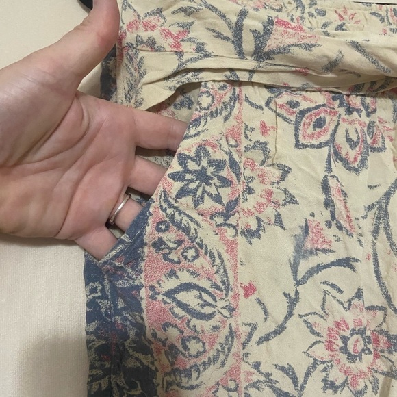 Billabong EUC boho surfer floral print casual crop cotton pants size M - Picture 3 of 6